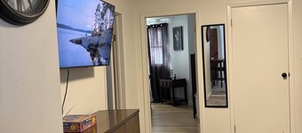 Cozy East Syracuse Apt—Close to Upstate, St. Joseph’s, Downtown & NY State Fair