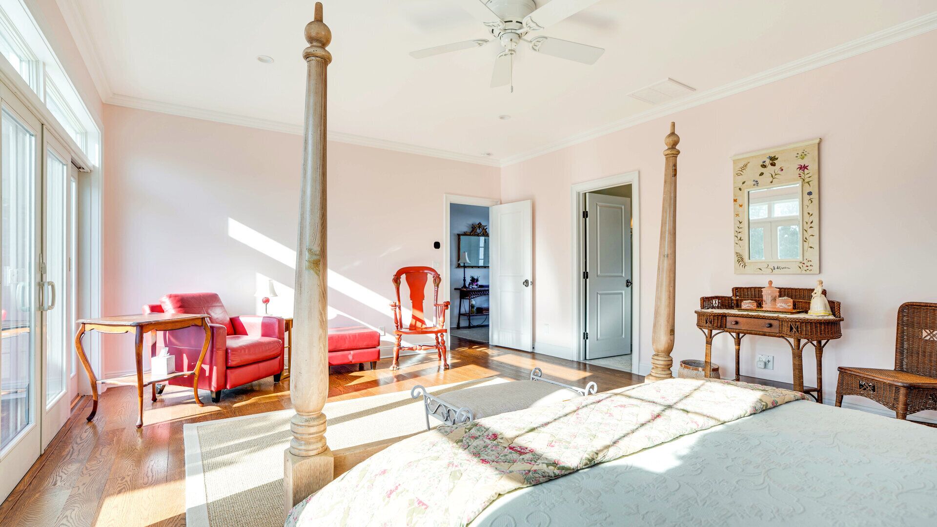 4 Schlafzimmer, Bügeleisen/Bügelbrett, Internetzugang, Bettwäsche