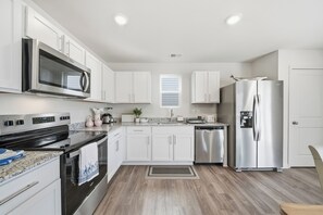 Private kitchen - Tranquil Home in Newton (Newton)