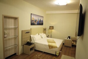 Exclusive-Zimmer, Balkon, Buchtblick | Kostenloses WLAN