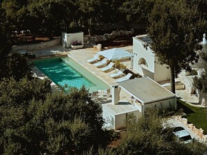 Pool - Trullo Magia (Ostuni)