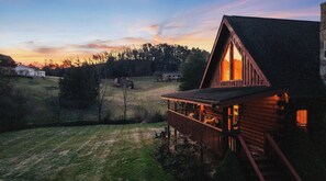 Exterior - Fresh Design! Creekside Cabin, Hot Tub, Dollywood! (Sevierville)