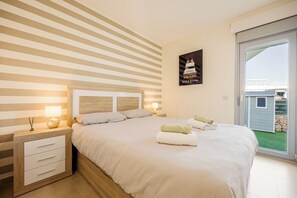 3 bedrooms, iron/ironing board, free WiFi, bed sheets - Casa d'Oro neart Vistabella Golf (Orihuela)