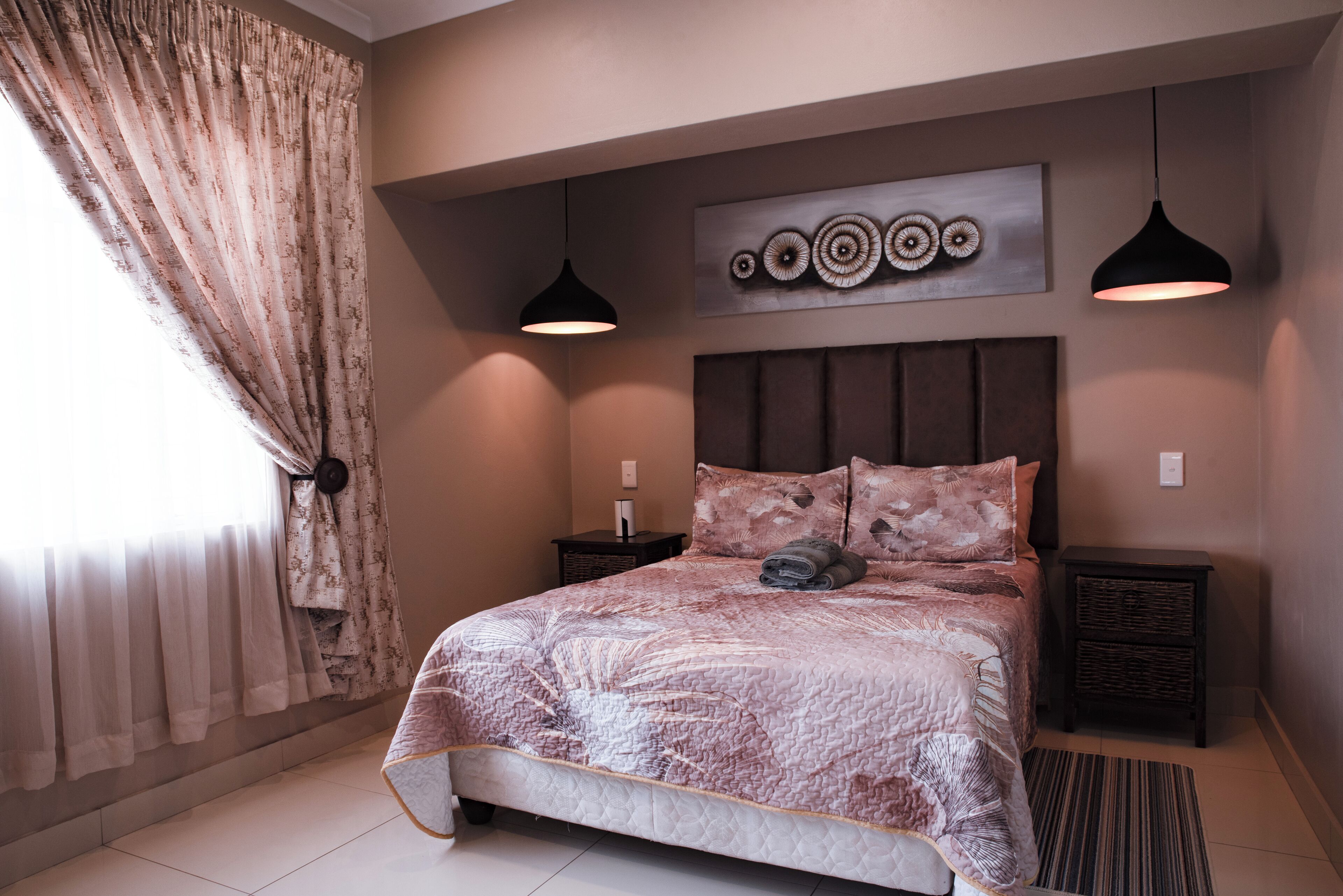 Lägenhet Comfort - privat badrum | Arbetsyta för laptop och gratis wi-fi