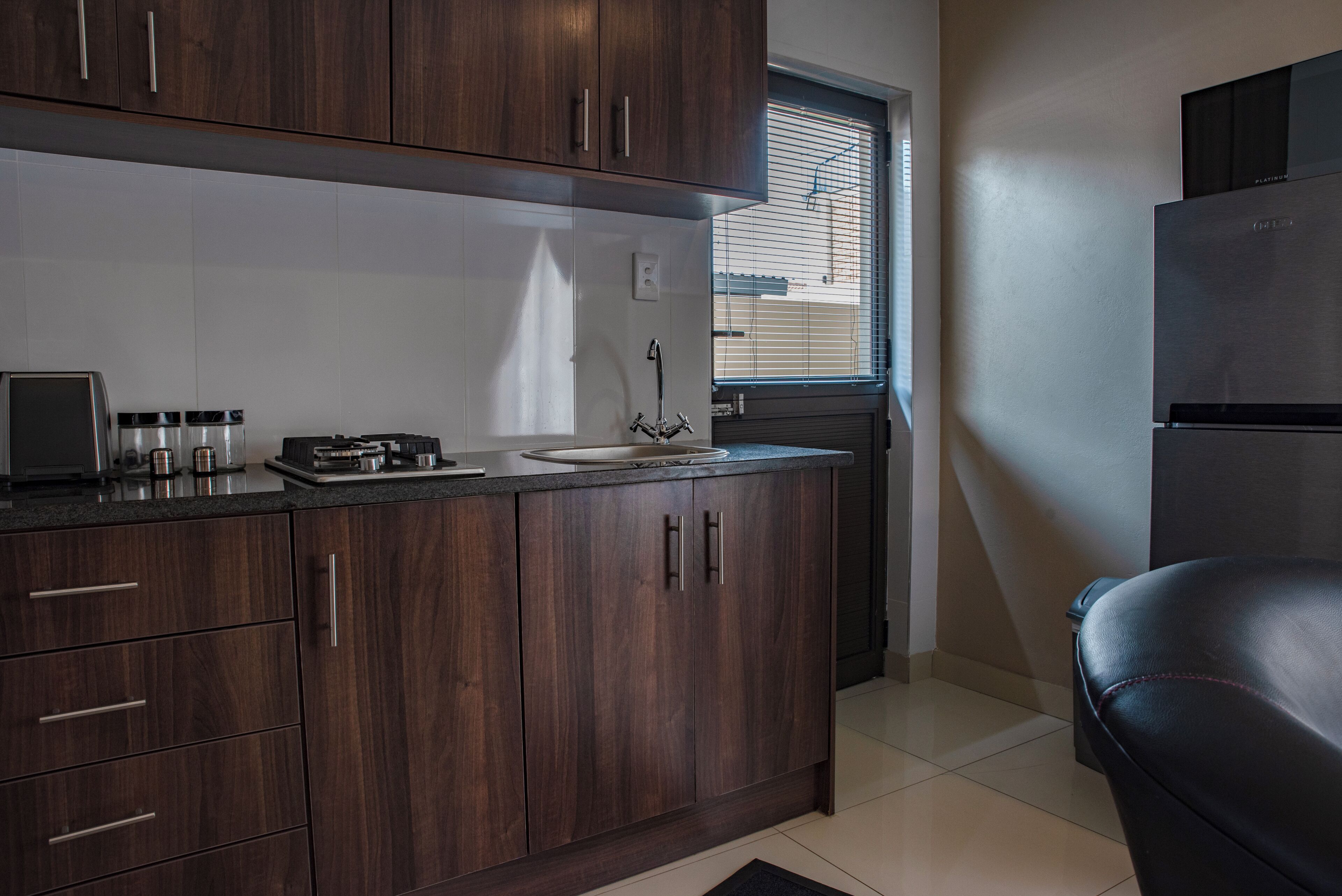 Comfort-Apartment, Kühlschrank | Eigene Küche | Kühlschrank, Mikrowelle, Ofen, Kochgeschirr/Geschirr/Besteck