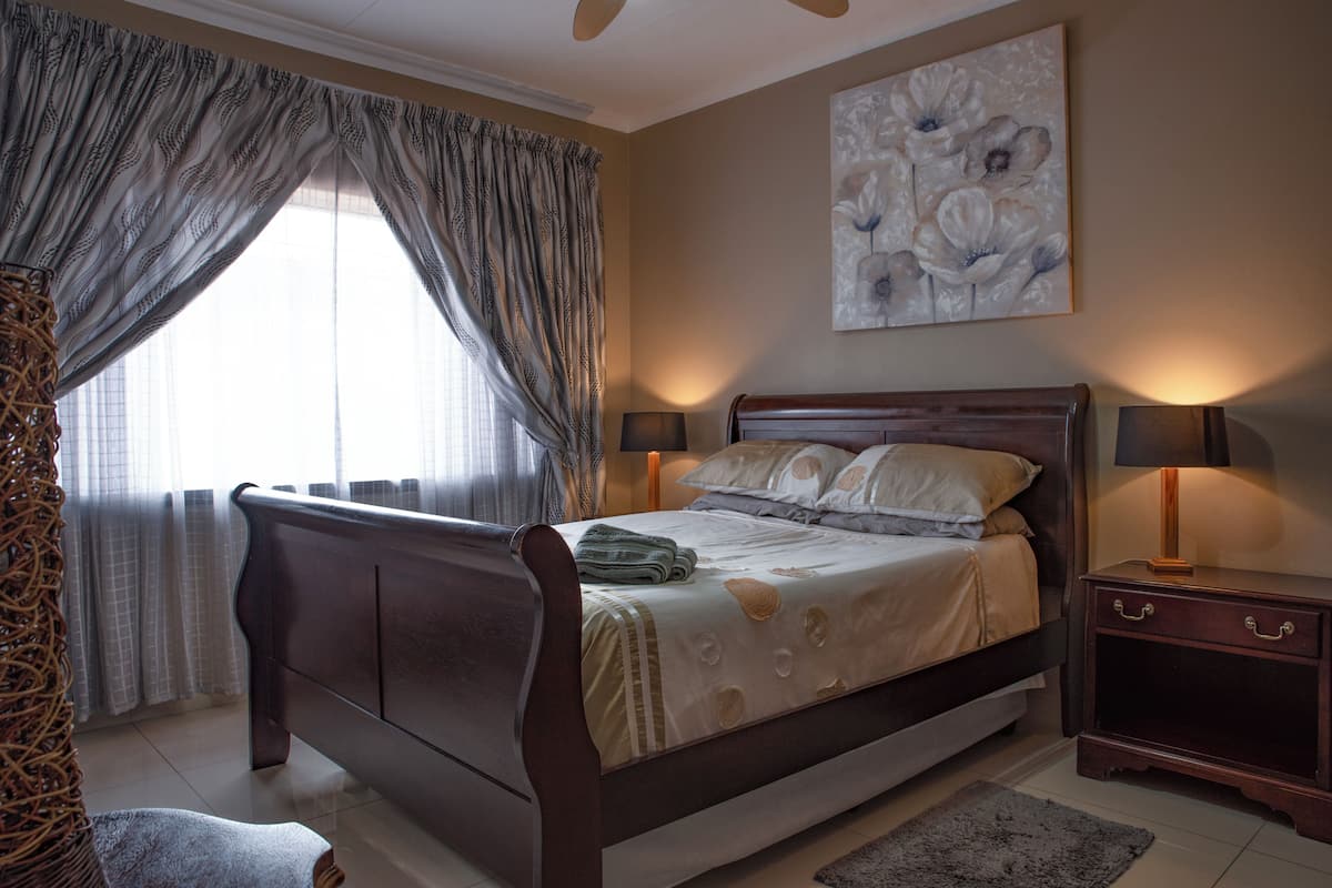 Comfort Apartment, Kitchen | Laptop workspace, free WiFi