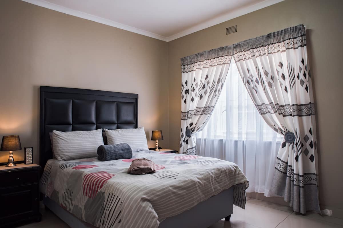 Comfort Apartment, Non Smoking, Kitchen | Laptop workspace, free WiFi