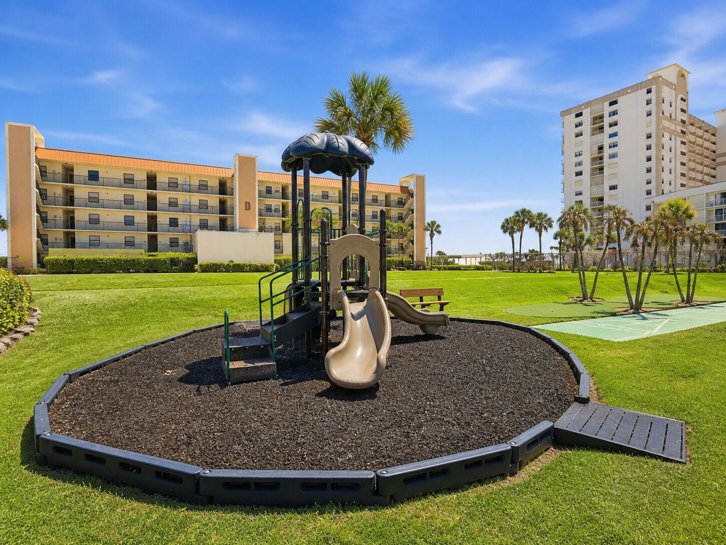 Área de juegos infantiles bajo techo