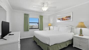 Laptop workspace, iron/ironing board, free WiFi, bed sheets
