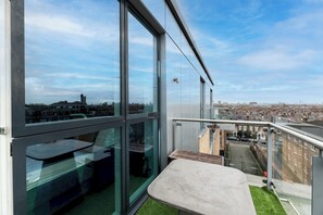 Property grounds - Spacious 1BR with Terrace Near Notting Hill - Pass the Keys (London)