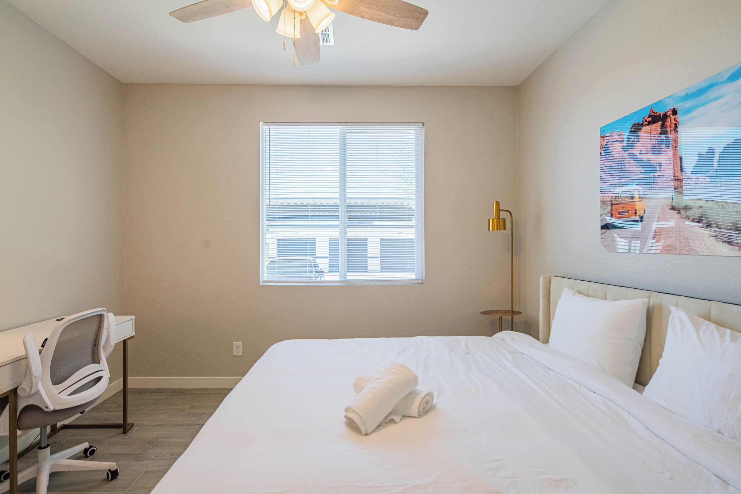 ห้องซิงเกิล, ปลอดบุหรี่, ลานระเบียง | โต๊ะทำงาน, พื้นที่ทำงานแบบใช้แล็ปท็อป, เตารีด/โต๊ะรีดผ้า, Wi-Fi ฟรี