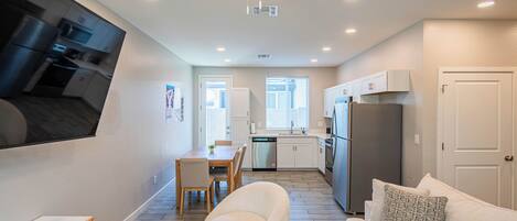 Double Room, Non Smoking, Patio | Living area