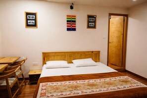 Suite Deluxe, balcón, vista a la montaña | Wifi gratis 