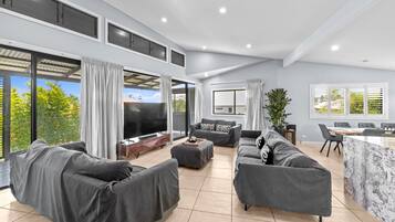 Apartment | Living room
