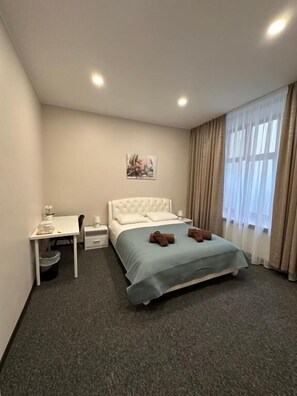 ห้องสแตนดาร์ดดับเบิล, วิวสวนหย่อม | ห้องเก็บเสียง, เตารีด/โต๊ะรีดผ้า, Wi-Fi ฟรี