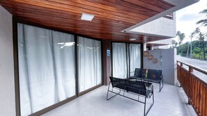 Apartamento básico | Terraço/pátio