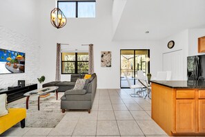 Smart TV - Last Minute Disney Getaway! Villa with Private Pool & Hot Tub. Book Now! #49842 (Orlando)