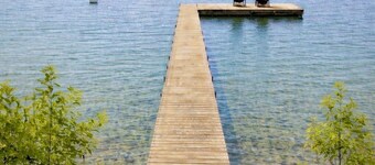 Platte Lake 5-bedroom Getaway - Private Dock + Boat Mooring - Up North Adventure