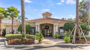 Exterior - Last Minute Disney! Private Pool, Hot Tub, Game Room & Themed Bedrooms. Book Now! #100829 (Orlando)