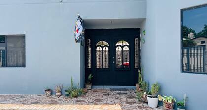 45' from Mty, World Cup 2026! ARTEAGA double room, Wi-Fi, A/C, TV, Kitchen,