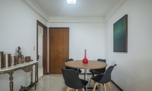 Basic Apartment | Dining - 2-bedroom Apt 160m From the Beach Ewh0404 (Guarapari)