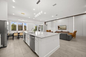 Interior - Last Minute Disney Getaway! Luxury Villa with Private Pool, Hot Tub & Themed Bedrooms. Book Now! #147189 (Orlando)