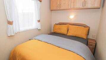3 bedrooms, individually decorated, individually furnished, free WiFi