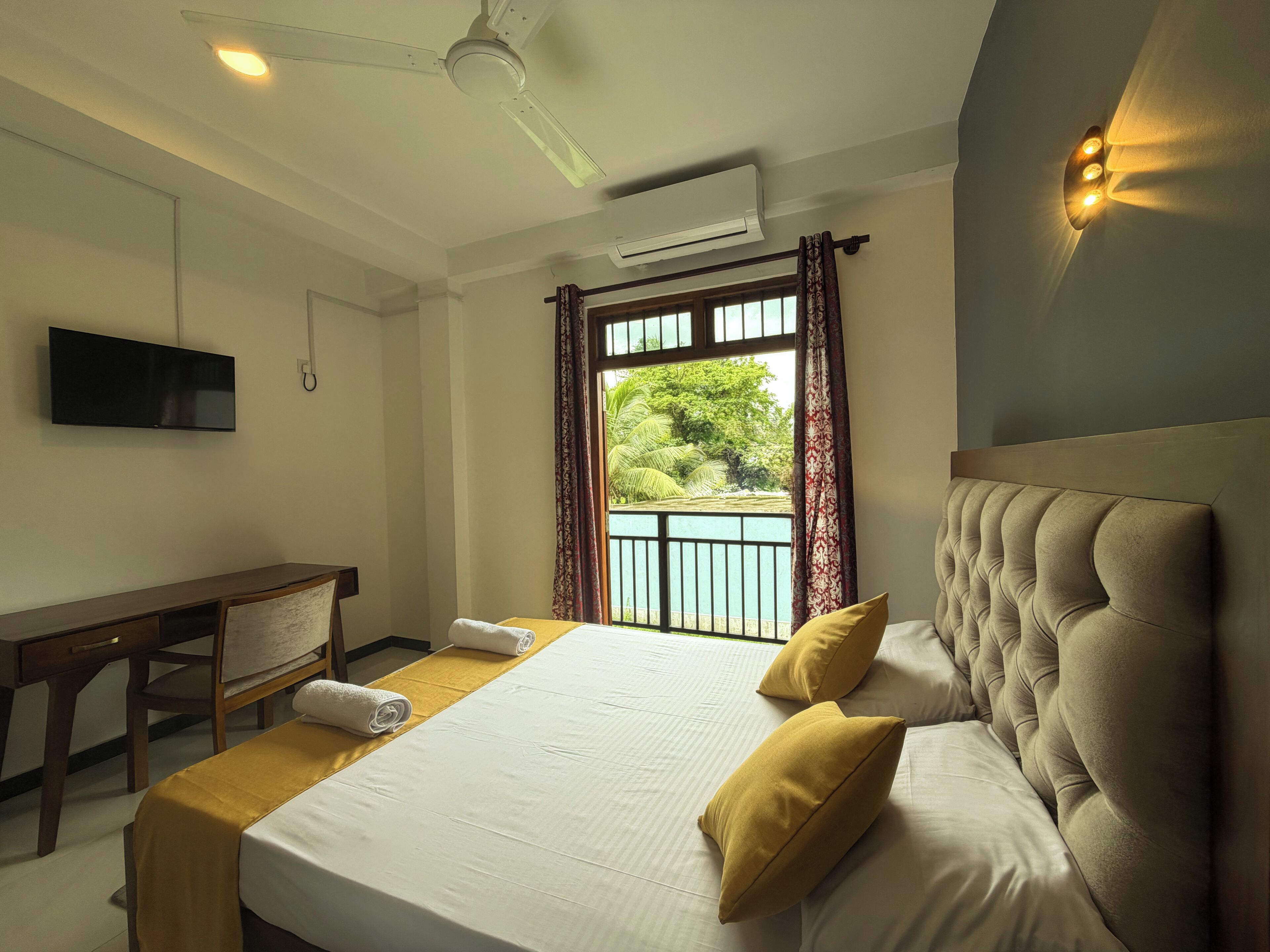 In-room safe, desk, laptop workspace, iron/ironing board