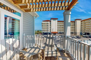 Property grounds -
Inlet Cove Luxury Waterfront Townhome - Perfect for Large Groups or Families (Beaufort)