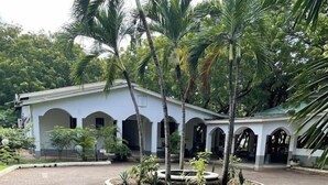 Imej tidak diklasifikasikan, 4 daripada 47, butang