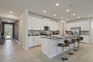 Coffee/tea maker, fridge, microwave, oven - Last Minute Disney! Private Pool, Hot Tub, Game Room & Themed Bedrooms. Book Now! #118581 (Orlando)