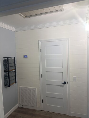 Adorable 2-bedroom bungalow with AC in tranquil Hazlehurst