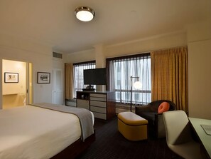 1 chambre, fer et planche à repasser, Wi-Fi gratuit, draps fournis