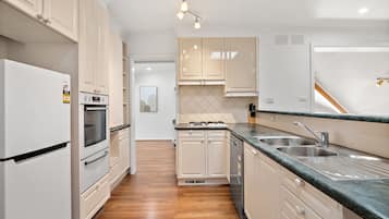 Apartamento | Cocina privada | Artículos de limpieza