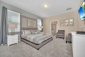 10 bedrooms, iron/ironing board, WiFi, bed sheets - Last Minute Disney! Private Pool, Hot Tub, Game Room & Themed Bedrooms. Book Now! #WIR436 (Orlando)