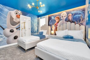 9 chambres, fer et planche à repasser, Wi-Fi, draps fournis