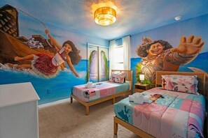 8 quartos, ferros/tábuas de passar roupa, Wi-Fi, roupa de cama