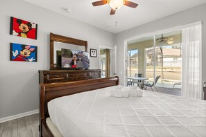 4 bedrooms, iron/ironing board, WiFi, bed sheets - Last Minute Disney! Private Pool, Game Room & Themed Bedrooms. Book Now! #WHR550 (Orlando)