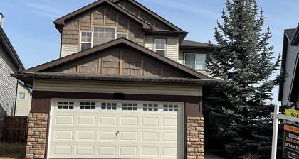 Modern & Cozy Private Bedroom in Beautiful Home | Shared Bathroom
