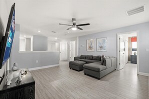 Smart TV, table football - Last Minute Disney Getaway! Private Pool, Game Room & Themed Bedrooms. Book Now! #162357 (Orlando)