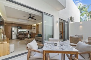 Superior Apartment, 2 Bedrooms, Courtyard View, Sea Facing | View from room