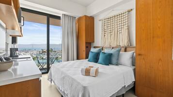 Appartamento Design, 2 camere da letto, vista baia, fronte mare | Wi-Fi gratuito