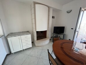 Unclassified image, 5 of 26, button - Holiday Home 'Villa Montevicoli' with Private Pool, Terrace and Wi-Fi (Ceglie Messapica)