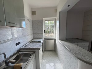 Unclassified image, 4 of 26, button - Holiday Home 'Villa Montevicoli' with Private Pool, Terrace and Wi-Fi (Ceglie Messapica)