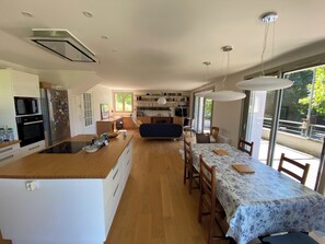 Imagen sin descripción, 3 de 27, botón