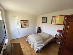 5 Schlafzimmer, Bügeleisen/Bügelbrett, Reisekinderbett, kostenloses WLAN