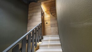Interior - La Soffitta - One Bedroom Apartment, Sleeps 4 (Ponte di legno)