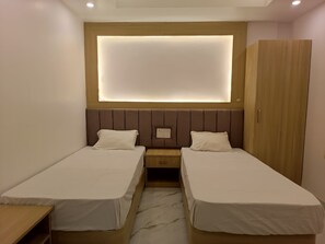 Tvåbäddsrum Deluxe