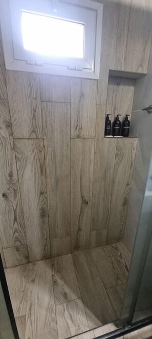 Bidet, towels, soap, toilet paper