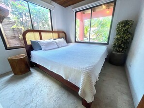 7 bedrooms, WiFi, bed sheets - Spacious 7-bedroom villa in perfect Playa Grande with AC (Playa Grande)